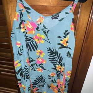 Torrid jade blue floral tank top gently worn size 1 plus size